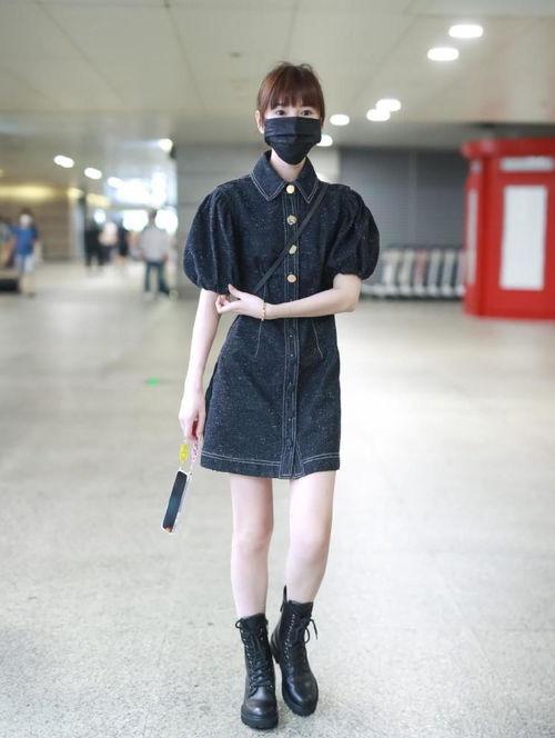 明星牛仔连衣裙,明星同款连衣裙演绎不凡魅力