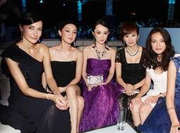 女明星合照p图片,女明星们的甜蜜合影瞬间
