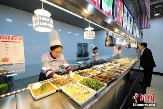 青山食堂网红店在哪,揭秘热门美食聚集地