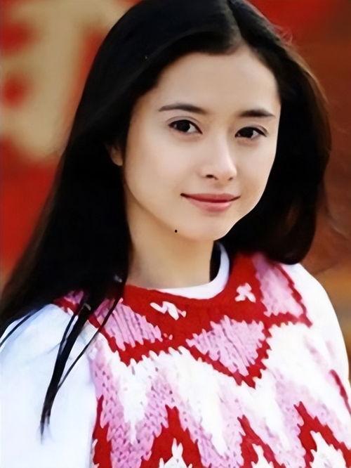 和明星合作的美女,美艳女神的璀璨瞬间