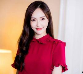 苏允最近在大明星视频,闪耀舞台，演绎非凡魅力