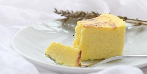 芝士爆料蛋糕的做法视频,视频教程，轻松学会制作美味蛋糕