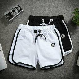 拍男士短裤广告的网红,网红演绎男士夏日风采