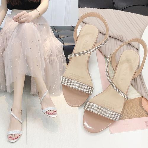 透明水钻网红高跟鞋,璀璨水钻映衬下的网红高跟鞋风采