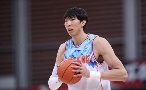 杨毅爆料周琦视频播放,揭秘篮球天才的成长之路