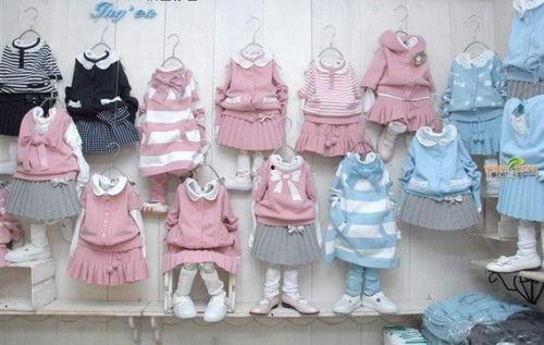 网红童装袜子陈列图,萌趣色彩，童真演绎